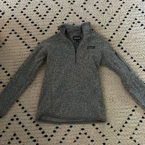 Extra small Patagonia half zip pullover